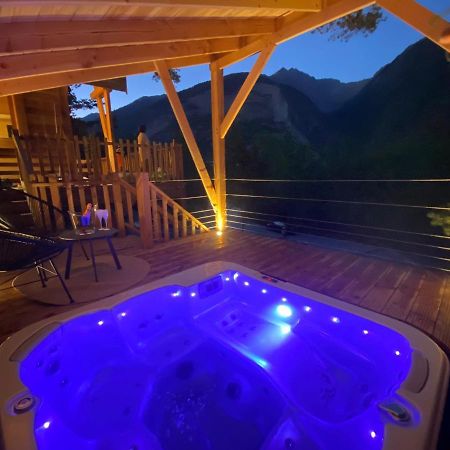 Chalet L'Empreinte Сент-Етьєнн-де-Тіне Екстер'єр фото